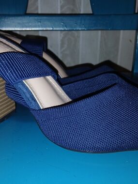 Classic Navy Blue Slingback Block Heel Pumps